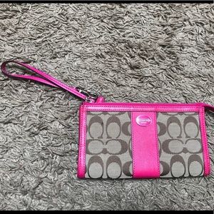 Like new Coach wallet/wristlet